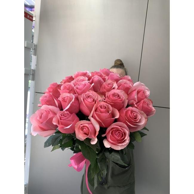 Букет из 25 роз «Кокетка»