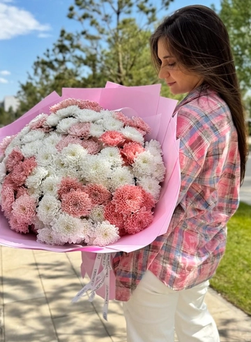 Букет «Счастливая пора» с хризантемами от интернет-магазина цветов в 