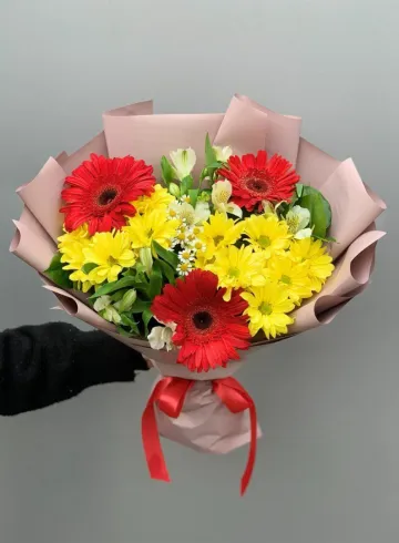 Букет &laquo;История счастья&raquo; от интернет-магазина цветов в 