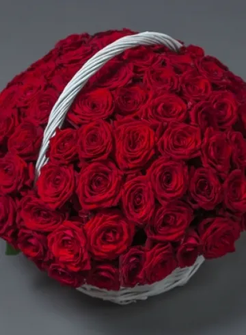 101 красная роза в корзине от интернет-магазина цветов в 