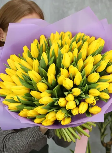 101 желтый тюльпан от интернет-магазина цветов в 
