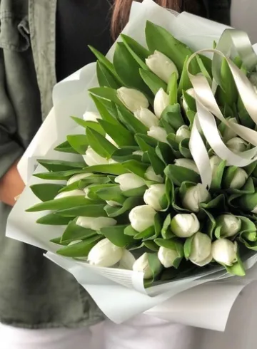 51 белый тюльпан от интернет-магазина цветов в 