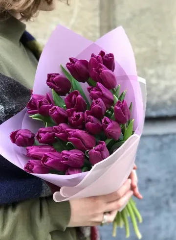21 фиолетовый тюльпан от интернет-магазина цветов в 