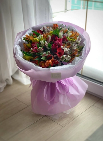 Букет из 25 альстромерий от интернет-магазина цветов в 