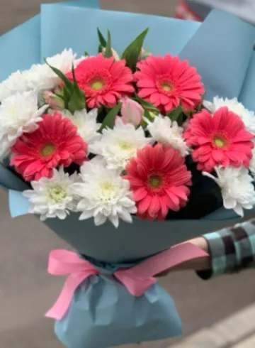 Сборный букет &laquo;Нежность&raquo; от интернет-магазина цветов в 