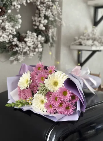 Букет &laquo;Поздравляю&raquo; от интернет-магазина цветов в 